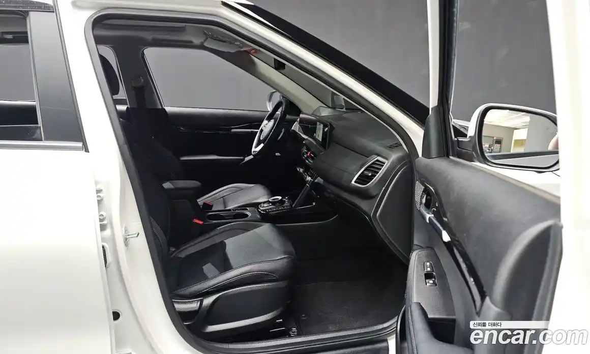 Kia Seltos 2023 1.6 Автомат в Москве № 798123, фото 18