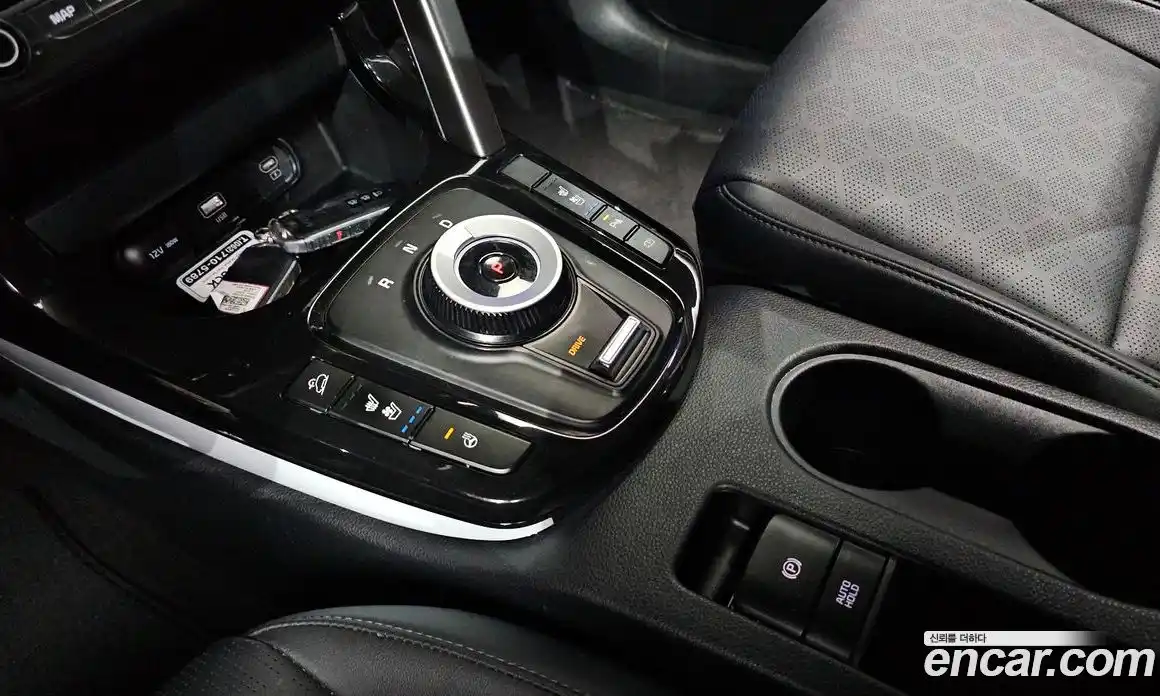 Kia Seltos 2023 1.6 Автомат в Москве № 798123, фото 9