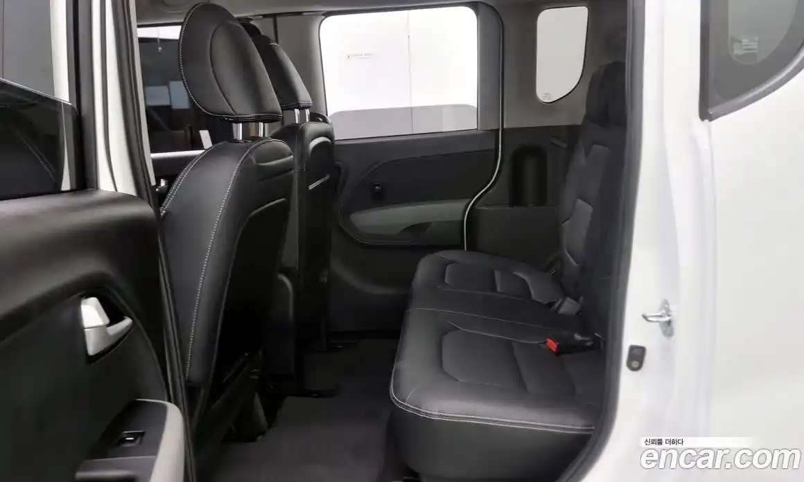 Kia Ray 2023 1.0 Автомат в Москве № 798349, фото 12