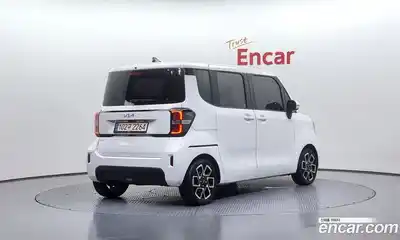 Kia Ray 2023 1.0 Автомат в Москве № 798349, миниатюра 2