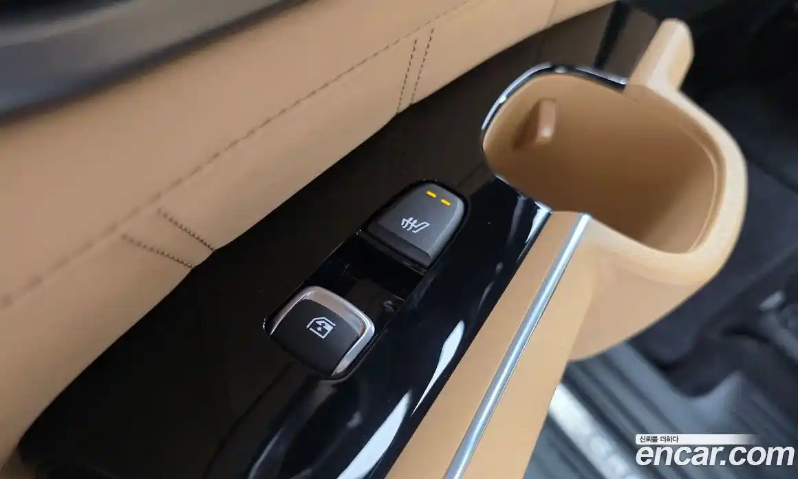 Kia Sorento 2023 1.6 Автомат в Москве № 798351, фото 17