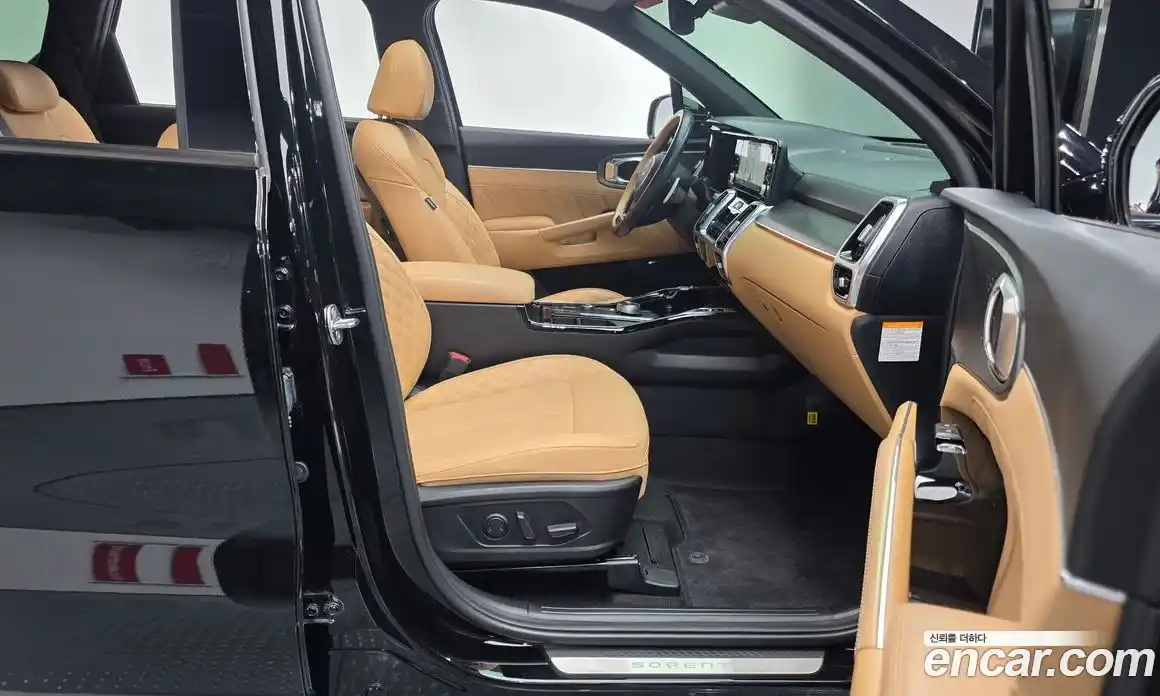 Kia Sorento 2023 1.6 Автомат в Москве № 798351, фото 9