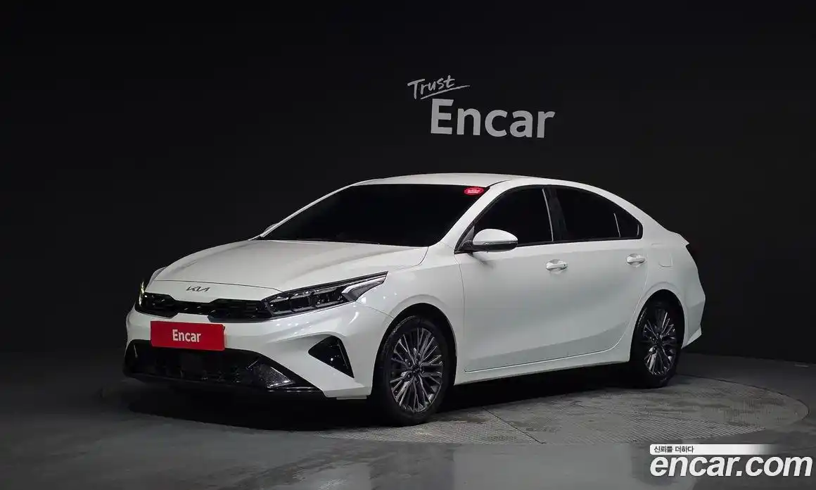 Kia K3 2022 1.6 Автомат в Москве № 798357, фото 1