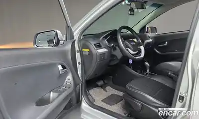 Kia Morning 2016 1.0 Автомат в Москве № 798425, миниатюра 11