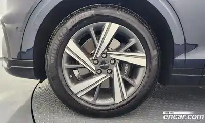 Genesis GV70 2025 2.5 Автомат в Москве № 798655, миниатюра 5