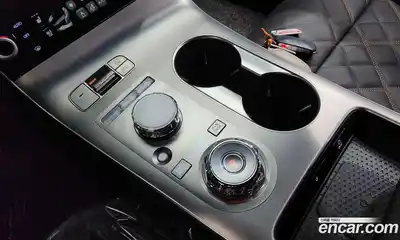 Genesis GV70 2025 2.5 Автомат в Москве № 798655, миниатюра 9