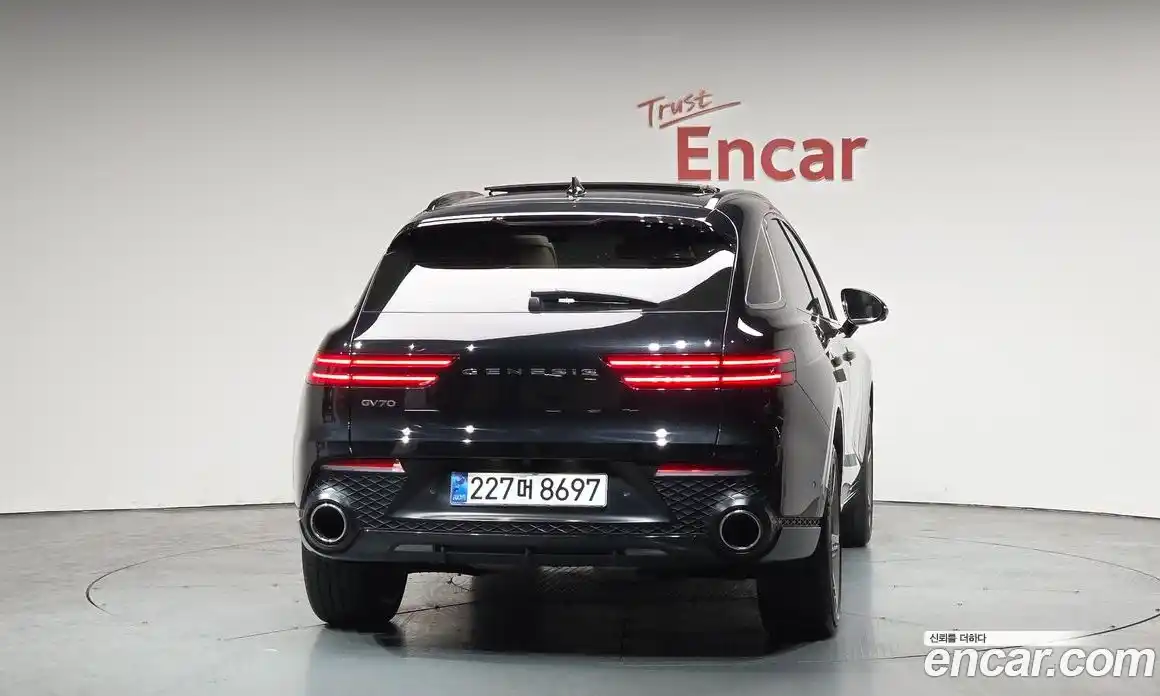 Genesis GV70 2024 2.5 Автомат в Москве № 798667, фото 3