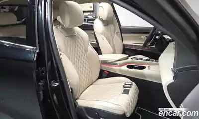 Genesis GV70 2024 2.5 Автомат в Москве № 798667, миниатюра 9