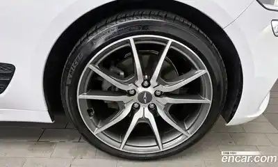 Genesis G70 2023 2.0 Автомат в Москве № 798768, миниатюра 5