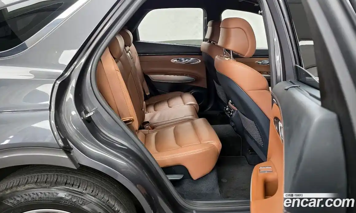 Genesis GV70 2021 2.5 Автомат в Москве № 798847, фото 12