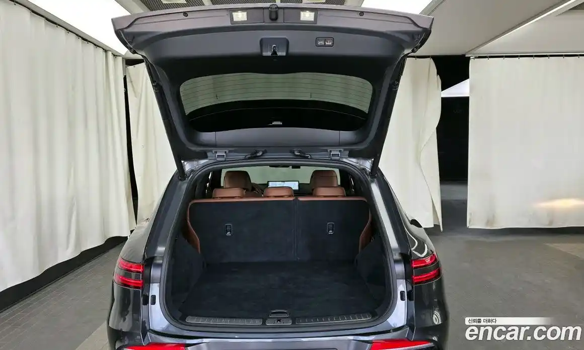 Genesis GV70 2021 2.5 Автомат в Москве № 798847, фото 20