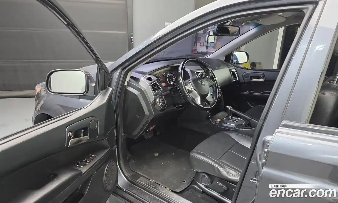 SsangYong Korando 2016 2.0 Автомат в Москве № 799381, фото 10