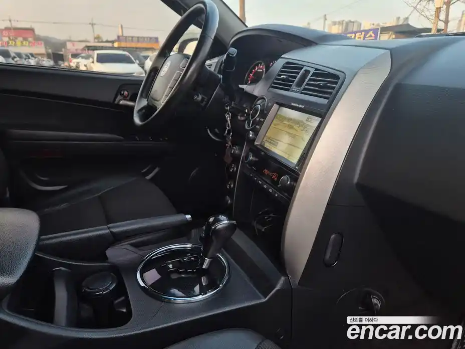 SsangYong Korando 2014 2.0 Автомат в Москве № 799387, фото 10