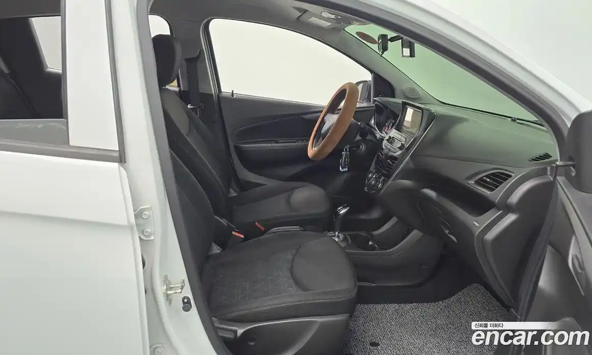 Chevrolet Spark 2019 1.0 Автомат в Москве № 799503, фото 11