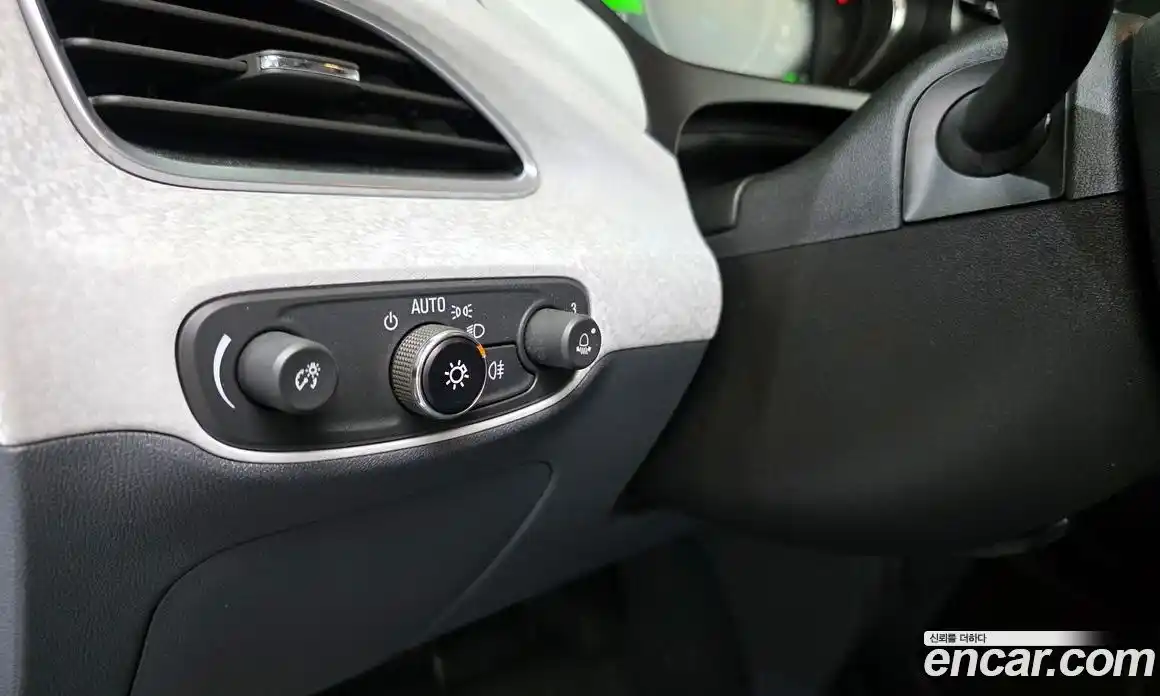 Chevrolet Bolt EV 2021 0.2 Автомат в Москве № 799510, фото 15