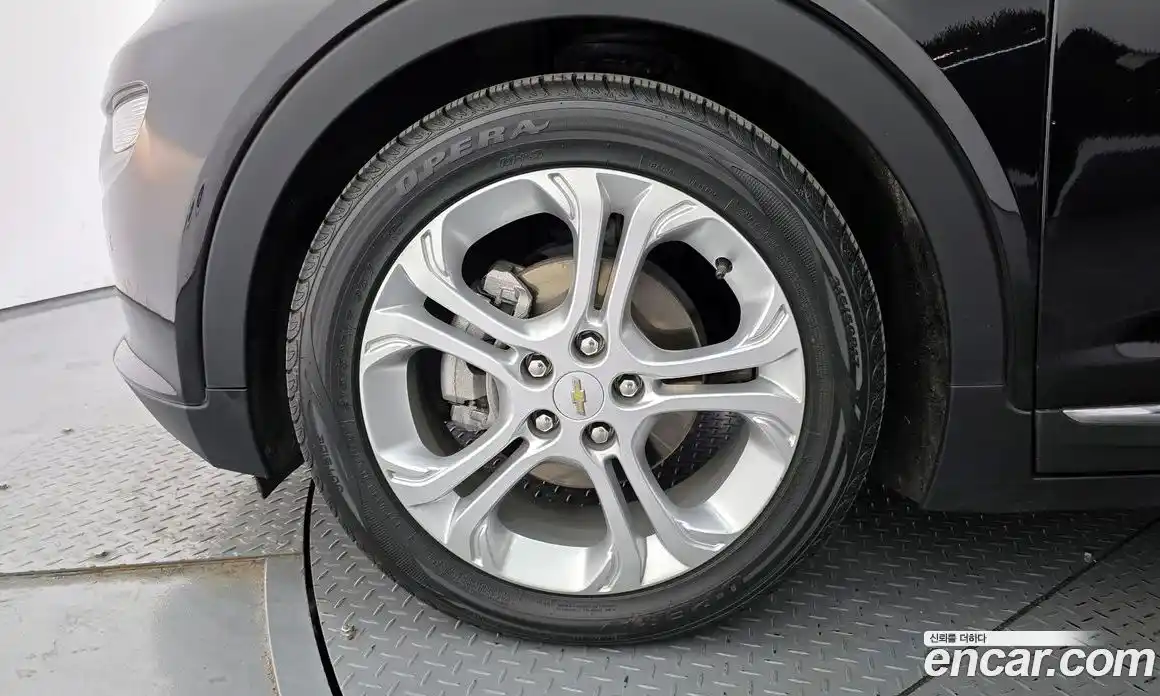 Chevrolet Bolt EV 2021 0.2 Автомат в Москве № 799510, фото 5