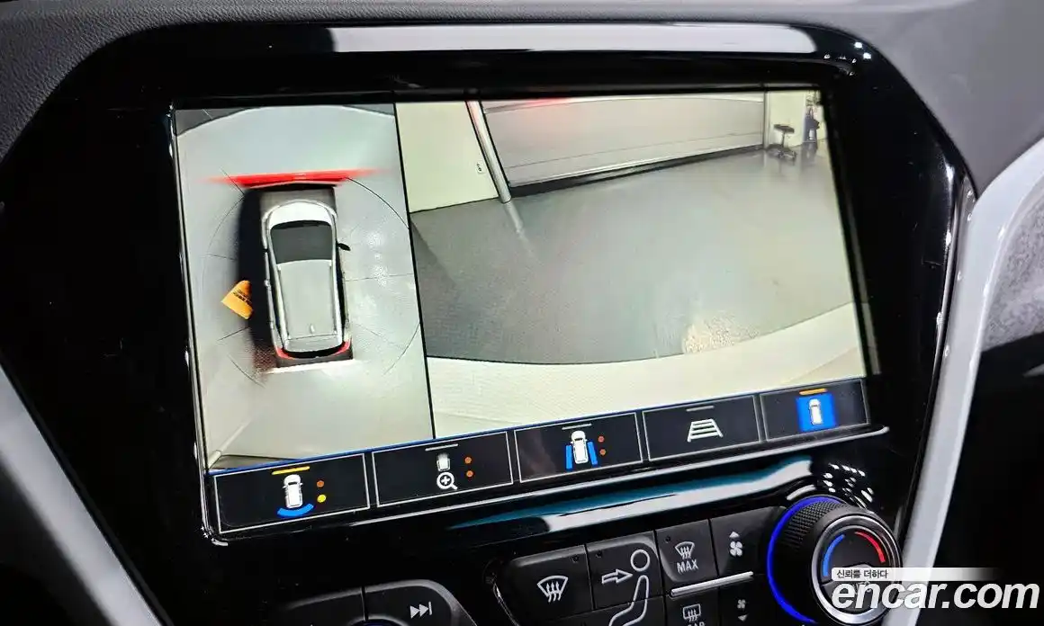 Chevrolet Bolt EV 2021 0.2 Автомат в Москве № 799539, фото 17