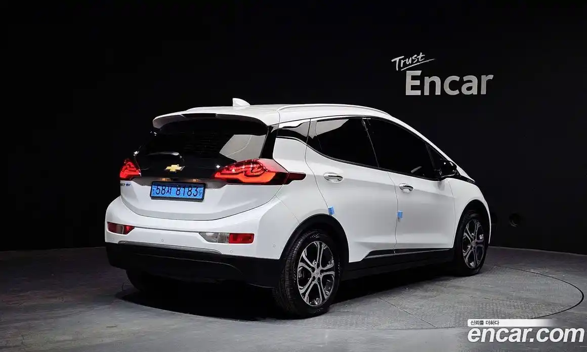 Chevrolet Bolt EV 2021 0.2 Автомат в Москве № 799539, фото 2