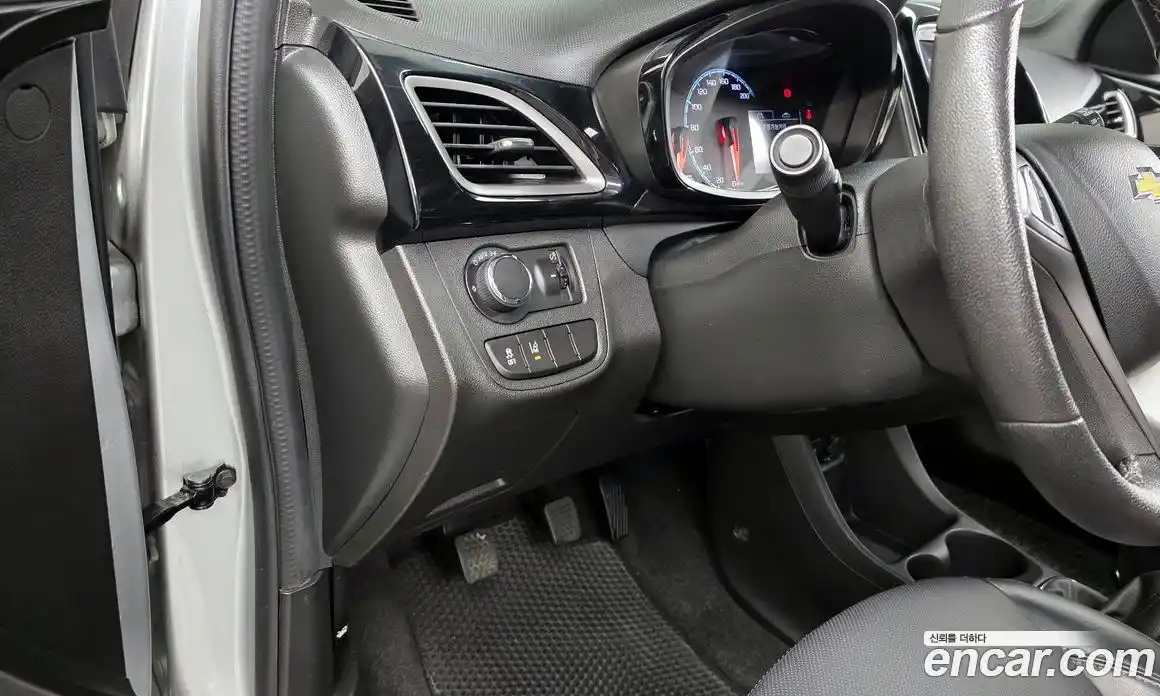 Chevrolet Spark 2021 1.0 Механическая в Москве № 799644, фото 17