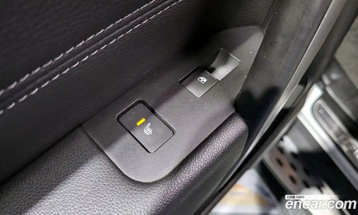 Chevrolet Captiva 2016 2.0 Автомат в Москве № 799795, фото 17