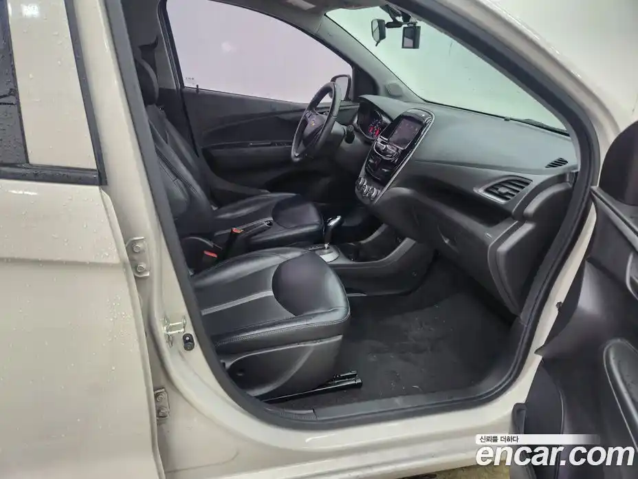 Chevrolet Spark 2019 1.0 Автомат в Москве № 799952, фото 15