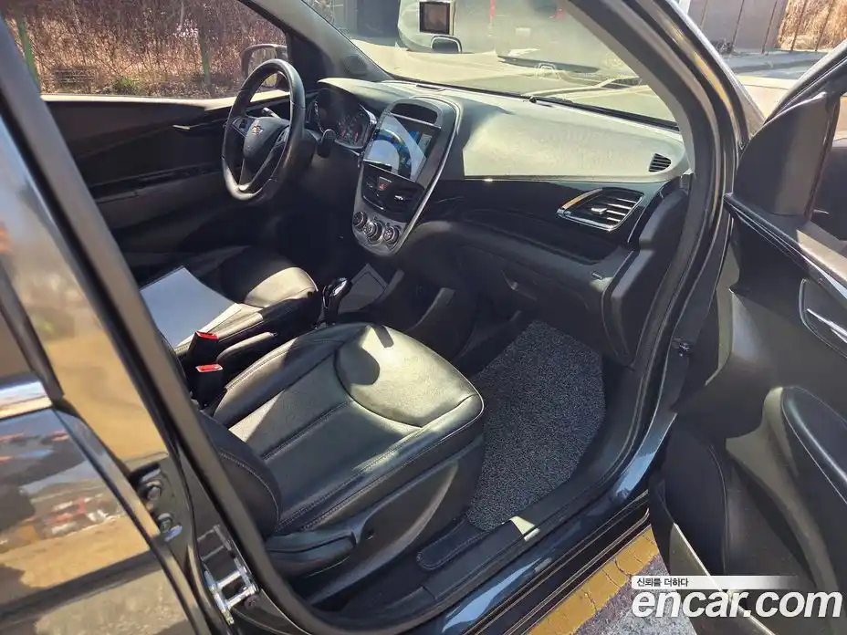 Chevrolet Spark 2016 1.0 Автомат в Москве № 800034, фото 14