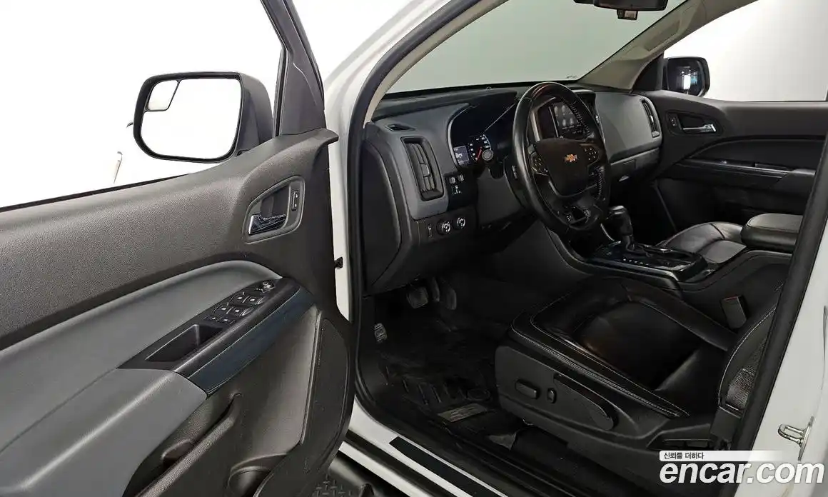 Chevrolet Colorado 2021 3.6 Автомат в Москве № 800058, фото 11