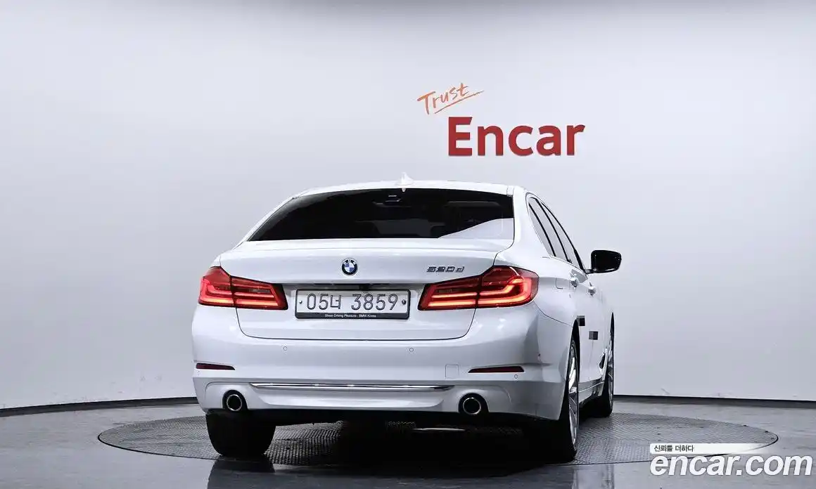 BMW 5-Series 2018 2.0 Автомат в Москве № 800458, фото 4