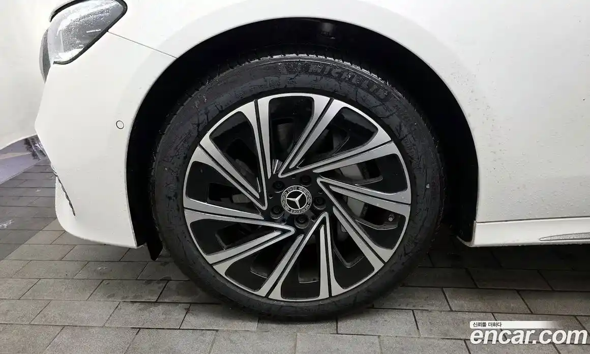 Mercedes-Benz E-Class 2025 2.0 Автомат в Москве № 800579, фото 5