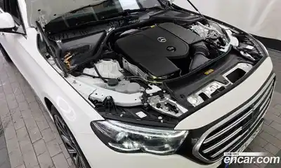 Mercedes-Benz E-Class 2025 2.0 Автомат в Москве № 800579, миниатюра 6