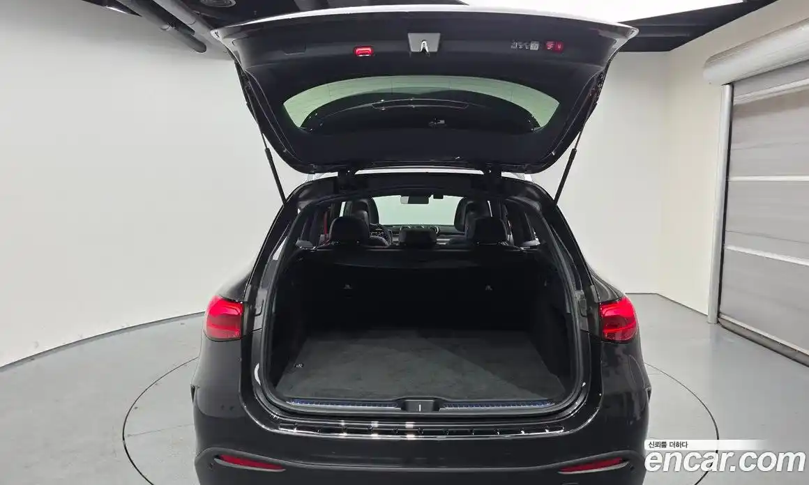 Mercedes-Benz GLC-Class 2025 2.0 Автомат в Москве № 800628, фото 20