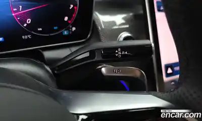 Mercedes-Benz GLC-Class 2025 2.0 Автомат в Москве № 800628, миниатюра 9