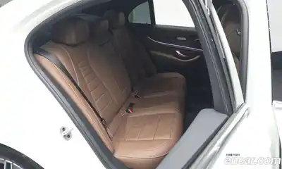 Mercedes-Benz E-Class 2023 2.0 Автомат в Москве № 800687, миниатюра 11