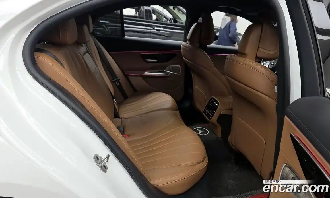 Mercedes-Benz E-Class 2024 3.0 Автомат в Москве № 800754, фото 11