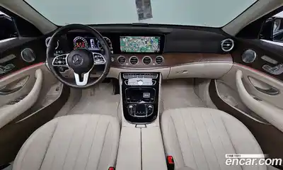 Mercedes-Benz E-Class 2020 2.0 Автомат в Москве № 800816, миниатюра 7