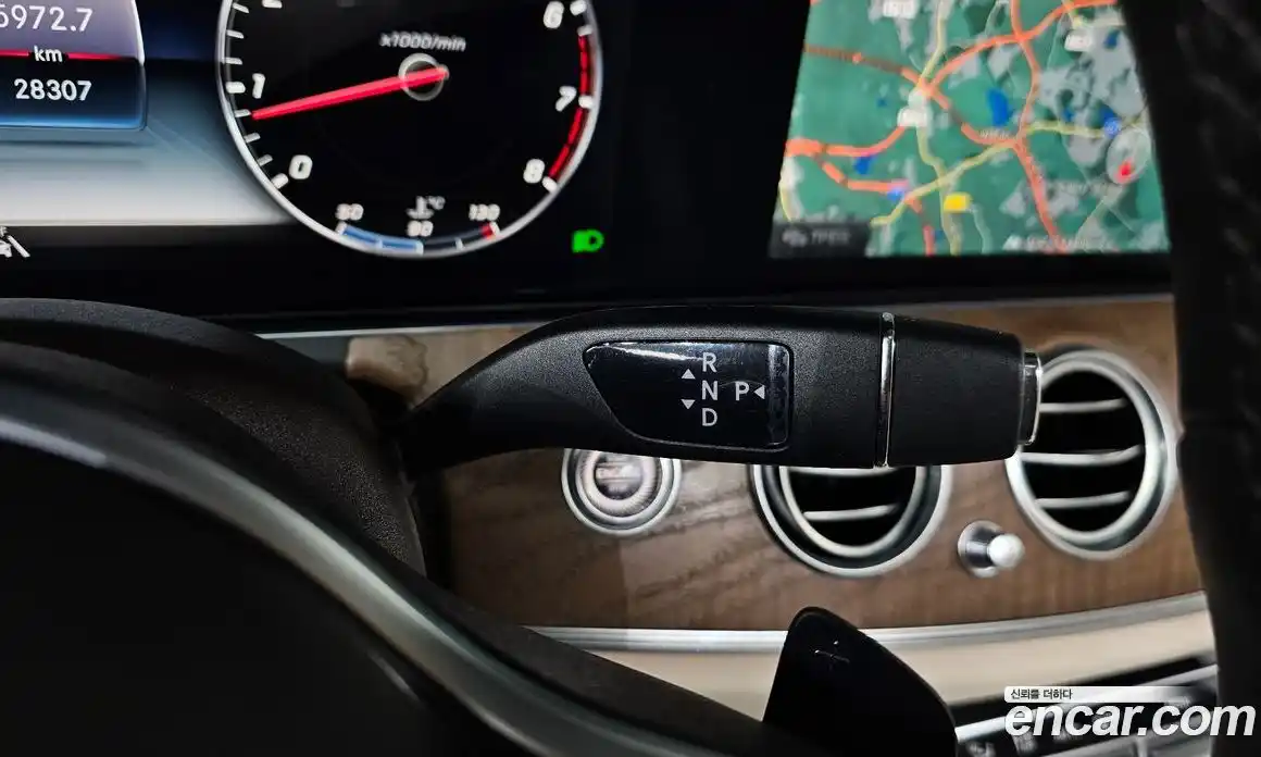 Mercedes-Benz E-Class 2020 2.0 Автомат в Москве № 800816, фото 9