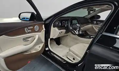 Mercedes-Benz E-Class 2020 2.0 Автомат в Москве № 800816, миниатюра 10