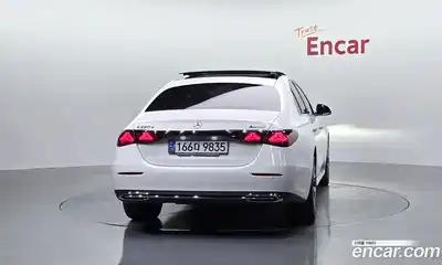 Mercedes-Benz E-Class 2025 2.0 Автомат в Москве № 800827, миниатюра 4