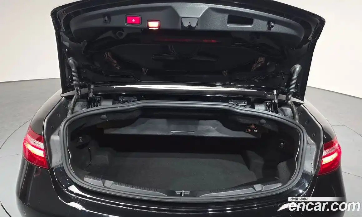 Mercedes-Benz E-Class 2020 1.9 Автомат в Москве № 801237, фото 19