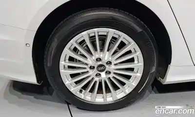 Audi A6 2021 2.0 Автомат в Москве № 801679, миниатюра 5