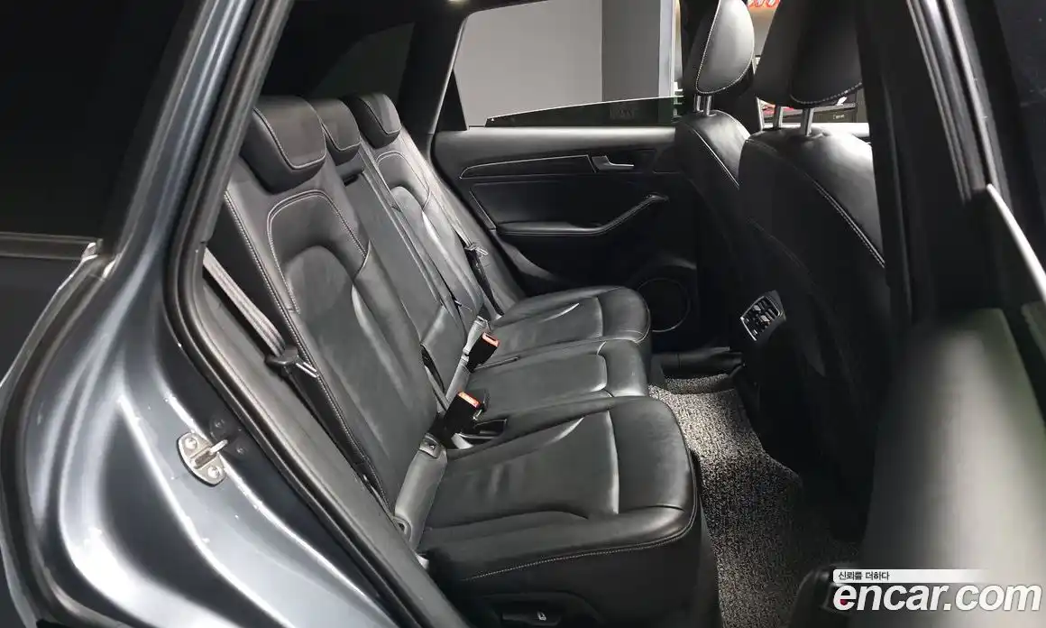 Audi SQ5 2014 3.0 Автомат в Москве № 801740, фото 12