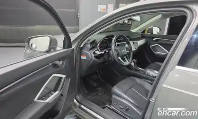 Audi Q3 2020 2.0 Автомат в Москве № 801810, миниатюра 10