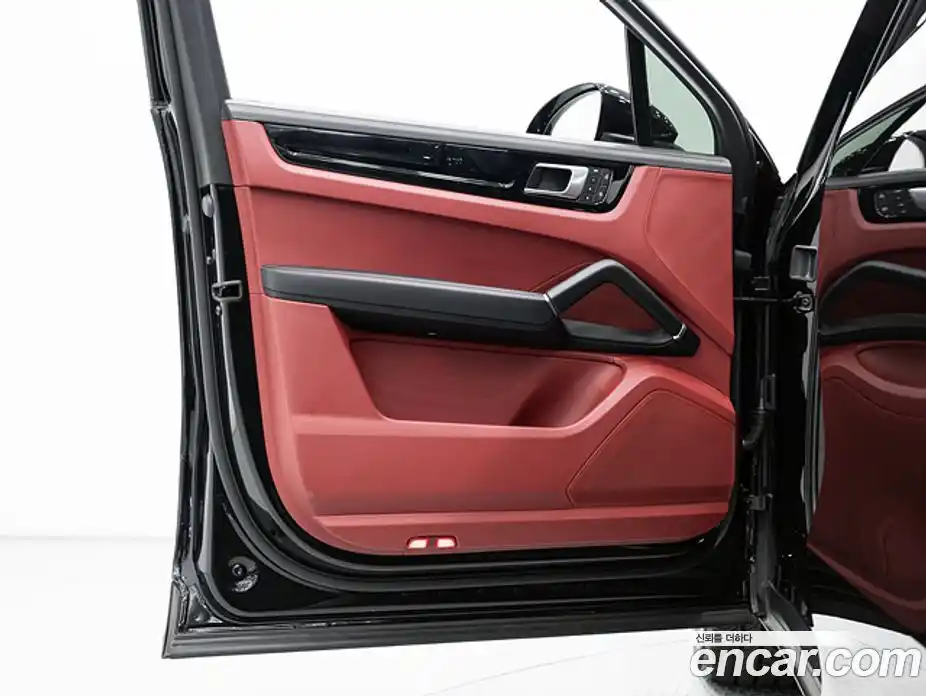 Porsche Cayenne 2023 3.0 Автомат в Москве № 802064, фото 15