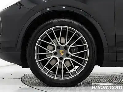 Porsche Cayenne 2023 3.0 Автомат в Москве № 802064, миниатюра 5