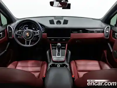 Porsche Cayenne 2023 3.0 Автомат в Москве № 802064, миниатюра 7