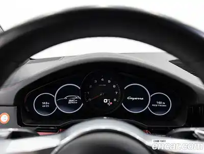 Porsche Cayenne 2023 3.0 Автомат в Москве № 802064, миниатюра 8