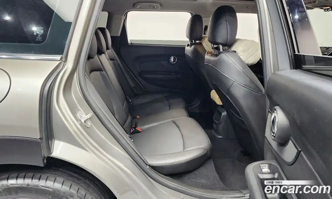 Mini Clubman 2019 1.5 Автомат в Москве № 802357, фото 12