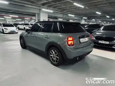 Mini Cooper 2021 1.5 Автомат в Москве № 802513, миниатюра 2
