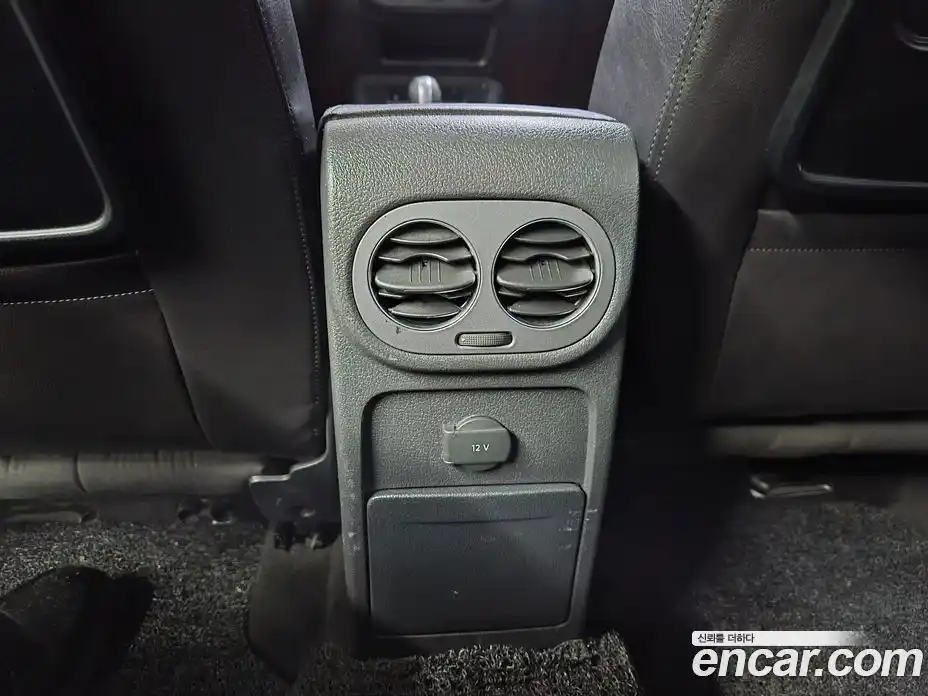 Volkswagen Tiguan 2016 2.0 Автомат в Москве № 803060, фото 13