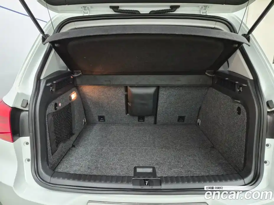 Volkswagen Tiguan 2016 2.0 Автомат в Москве № 803060, фото 14